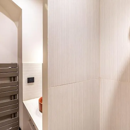 Appartement Lovely In The Heart Of